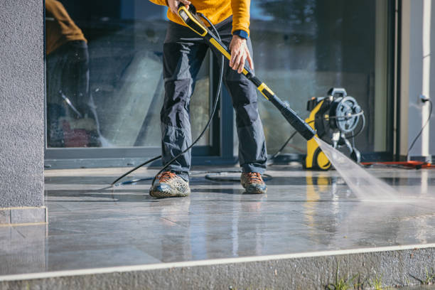 Best Commercial Pressure Washing  in Denison, IA